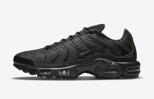 Nike Air Max Plus Triple Black Dark Smoke Grey DB0682-001