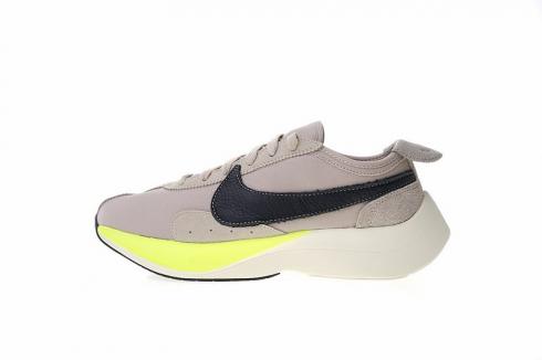 Nike Moon Racer Khaki String Black Sail Volt AQ4121-200